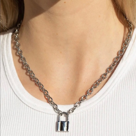 Brandy Melville Jewelry - Brandy Melville necklace
